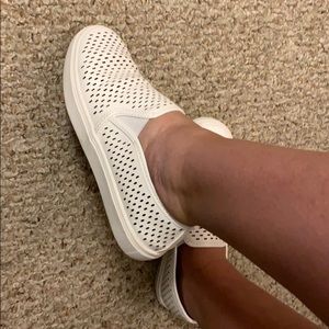 Perfect condition size 8 white slip-on sneakers!